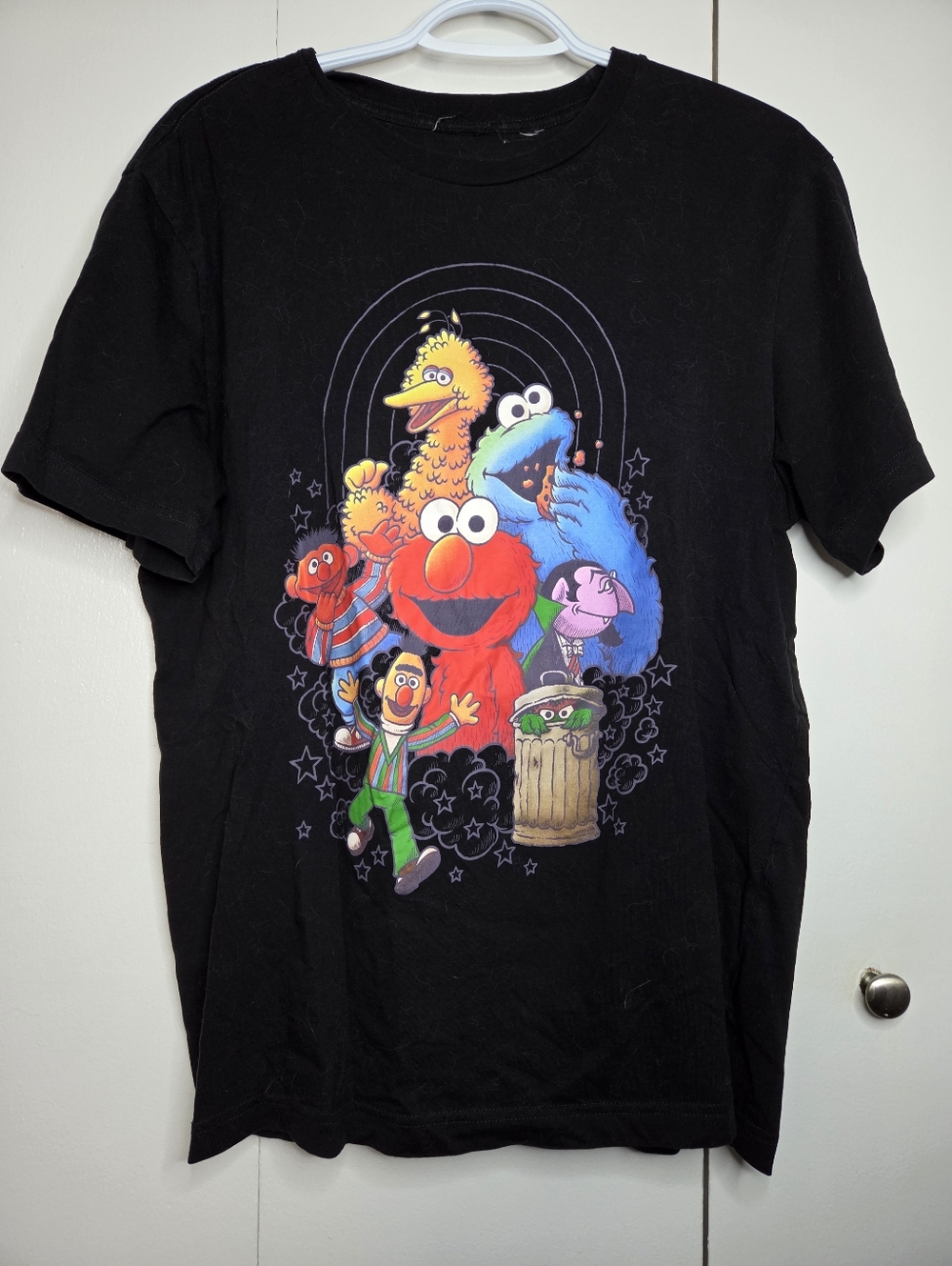 ☀️H&M Women's L Black Crewneck Tee with Sesame Street Characters